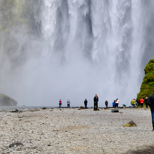 What to Wear in Iceland: The Ultimate Iceland Packing List